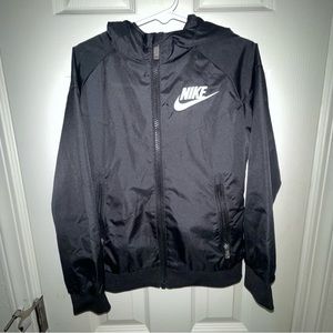 Unisex kids Nike shell type jacket size 6